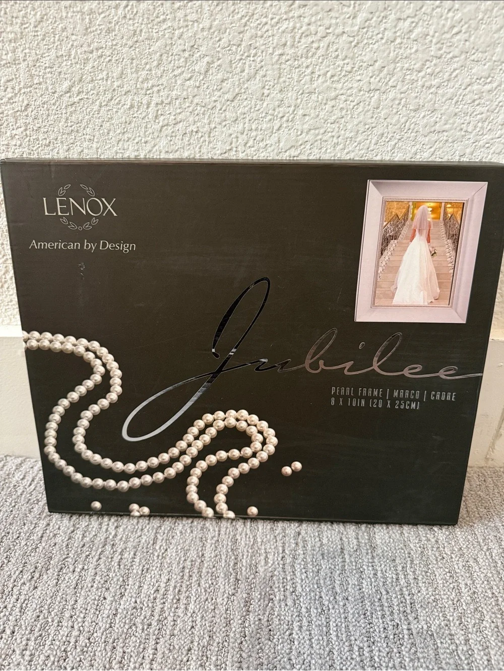 Lenox Jubilee Pearl Picture Frame in Soft Gold Finish